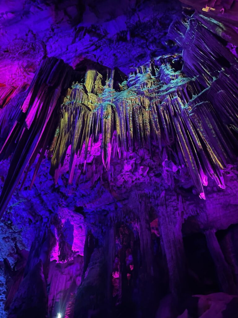 Gibraltar jeskyně, Costa del Sol